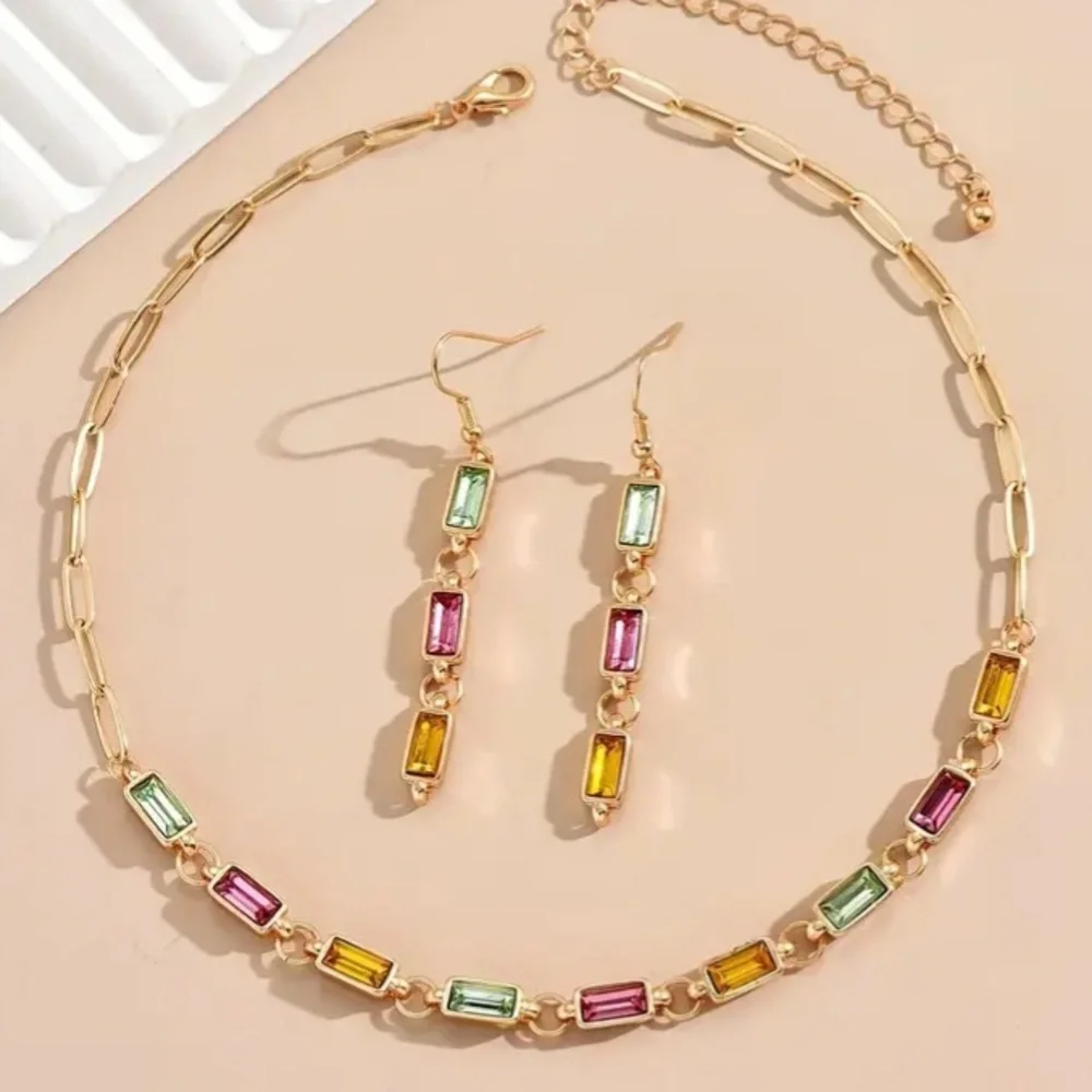 Multi Color Crystal Gold Tone Necklace and Dangle Earrings Set - Picture 3 of 4